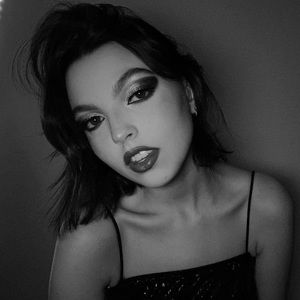 Meet your Posher, Makayla